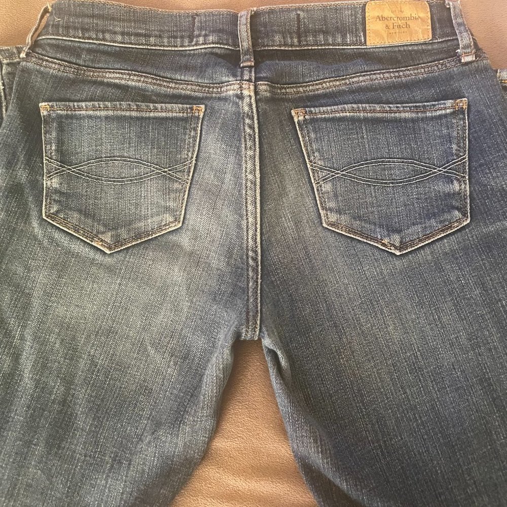 Abercrombie & Fitch Brett Perfect Stretch Jeans - Picture 2 of 4